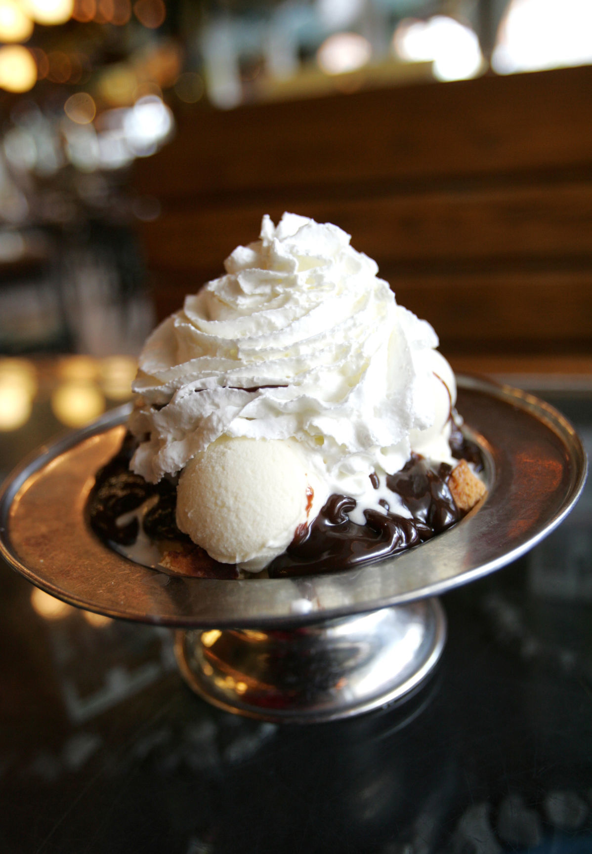 2005 Ella's pound cake sundae
